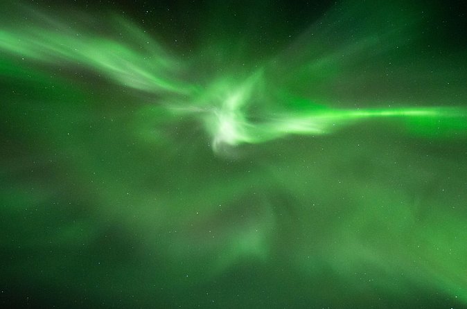 Private Northern Lights Tour - Champagne & Chocolates Aurora Hunt - What the $1,062.51 group price really buys