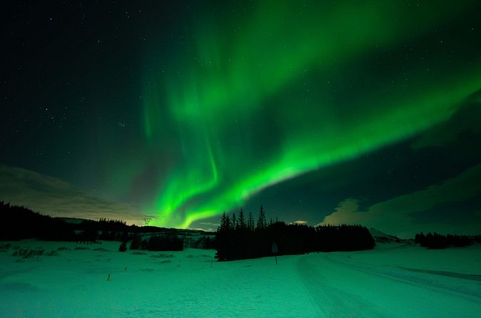 Private Northern Lights Tour - Champagne & Chocolates Aurora Hunt - Weather, cancellations, and the risk of nature