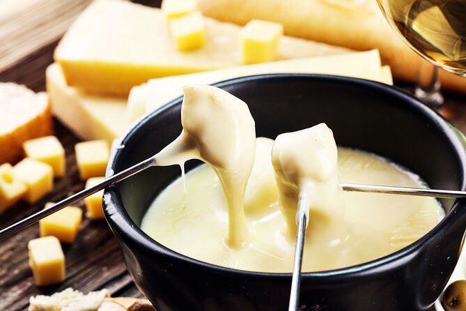 Private Trip from Geneva to Gruyeres: Cheese & Chocolate Tasting - Lunch and free time in Gruyeres
