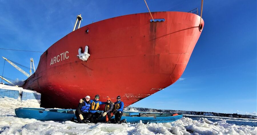 Quebec City: Ice Canoeing with Hot Chocolate & Sauna - Practical packing advice