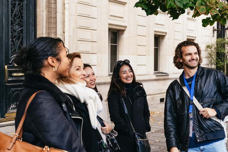 Saint-Germain: Gourmet Chocolate & Pastry Walking Food Tour - Who should book this Saint-Germain food walk?