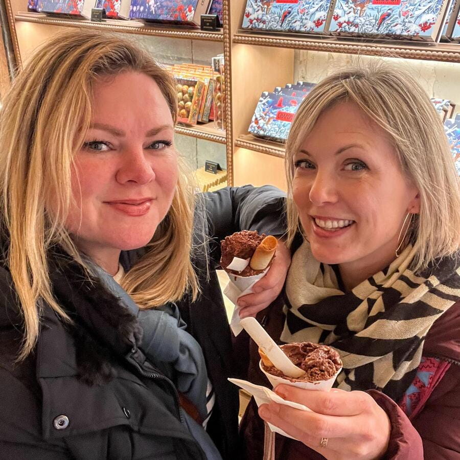 Saint-Germain: Gourmet Chocolate & Pastry Walking Food Tour - Starting with Debauve & Gallais