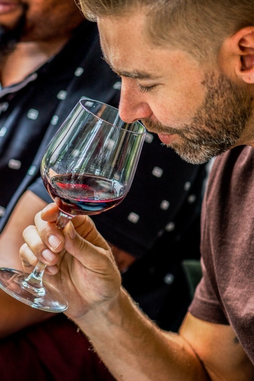 Santa Barbara: Wine, Chocolate and History Walking Tour - Key Points At A Glance