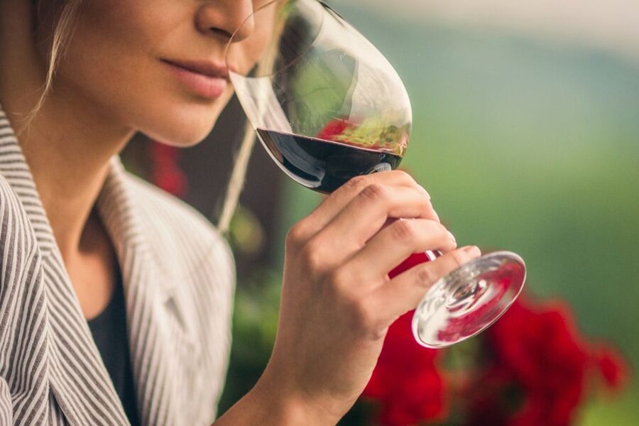 Santa Barbara: Wine, Chocolate and History Walking Tour - Meeting Your Guide At The Depot