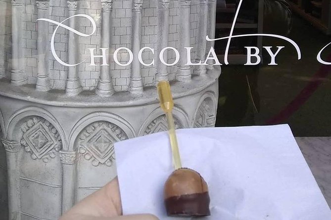 Savannah History plus Coffee and Chocolate Walking Tour - Starting at Wright Square at 2:00 p.m.
