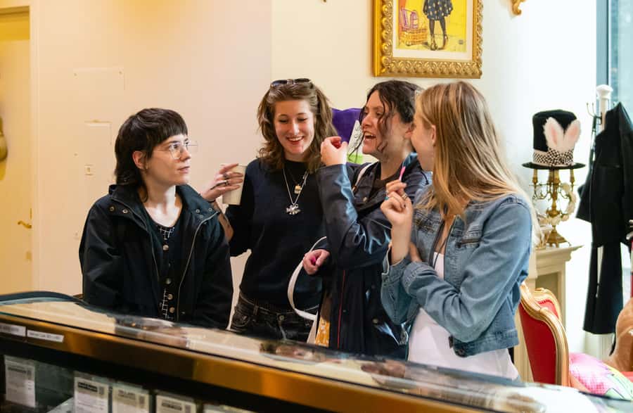 Seattle: Wine, Cheese and Chocolate Pairing Tour - What $119 buys you