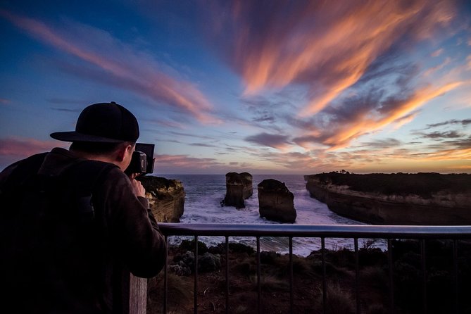 Small-Group Sunset Great Ocean Road Chocolaterie Tour from Melbourne - Chocolate, beach, and the Memorial Arch