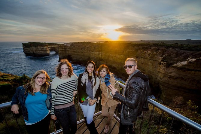 Small-Group Sunset Great Ocean Road Chocolaterie Tour from Melbourne - Comfort, commentary, and the long ride home