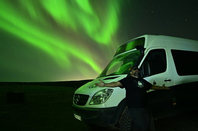 Small-Group Tour: Northern Lights with Photos & Hot Chocolate - What the $126.43 price means