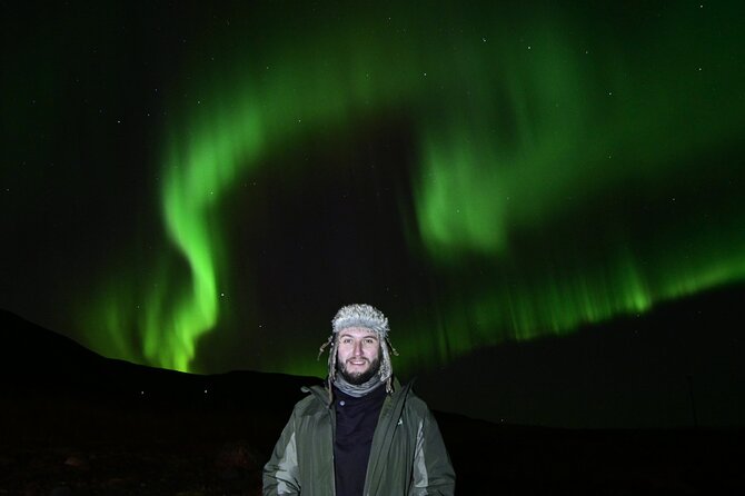 Small-Group Tour: Northern Lights with Photos & Hot Chocolate - Booking, cancellations, and practical details