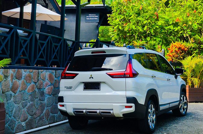 St Lucia Airport Transfer to Hotel Chocolat - Service That Feels Personal