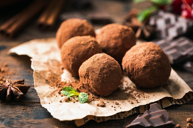 Swiss Chocolate Tasting Experience | Basel - Who will enjoy this most