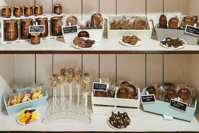 Tavira Tuk Tuk Tour - Chocolate Tour - Tavira City & Chocolate - The iBelle chocolate stop: delicious but brief