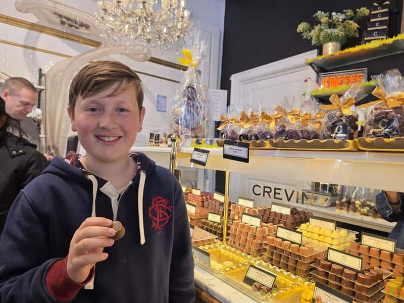 Thé best chocolate in Bruges! Private tour! - Small passages and Simon Stevinplein