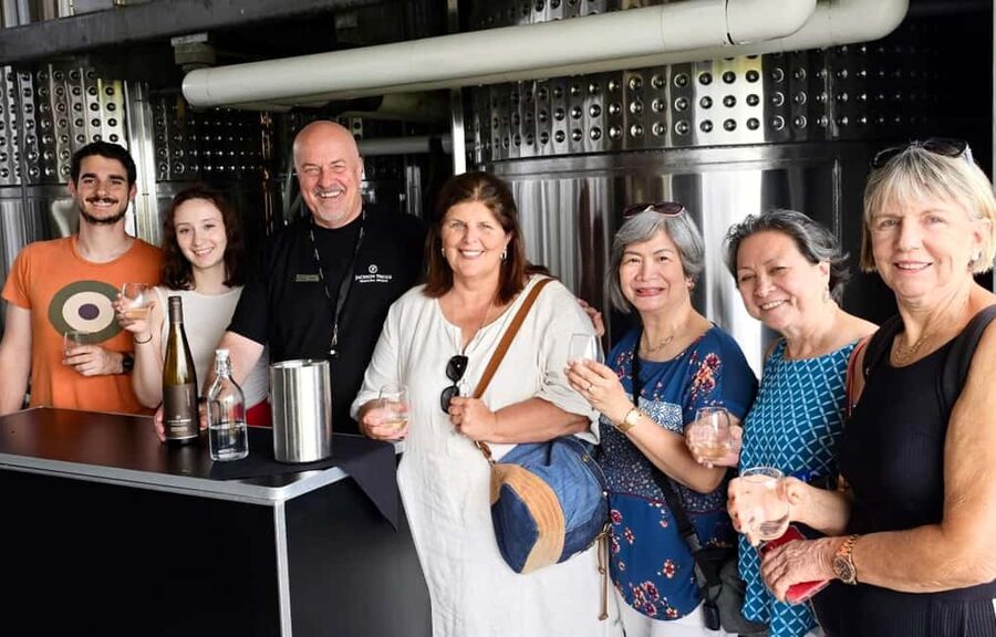 Toronto: Niagara-on-the-Lake, Wine Tasting & Chocolate Tour - Who should book this experience?