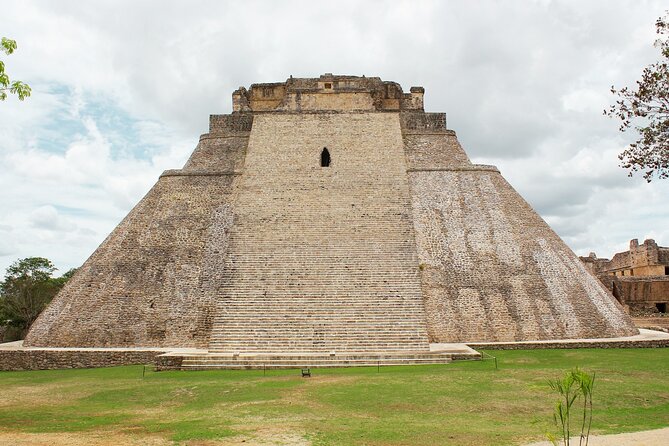 Tour to Uxmal Kabah and Chocolate Museum from Mérida - Choco Story: chocolate, gardens, and rescued wildlife