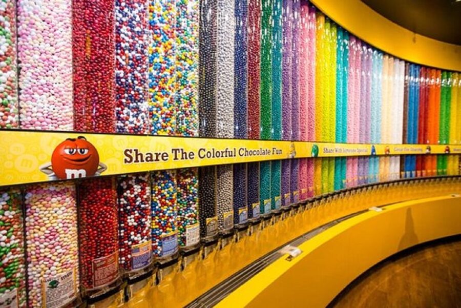 Vegas: Taste, Explore & Shop Chocolate Tour - Three hours, an SUV, and the real value