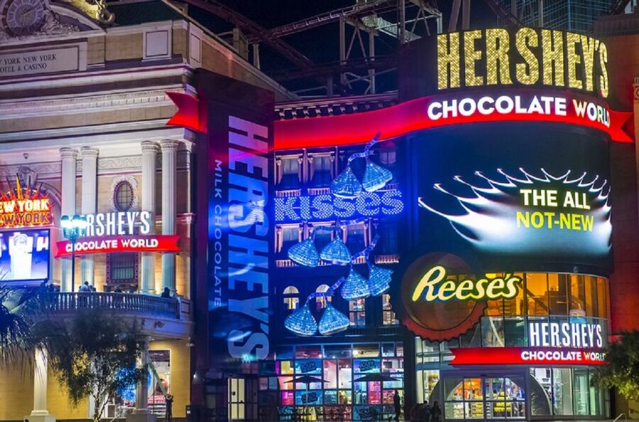 Vegas: Taste, Explore & Shop Chocolate Tour - Hershey’s Chocolate World brings a different mood