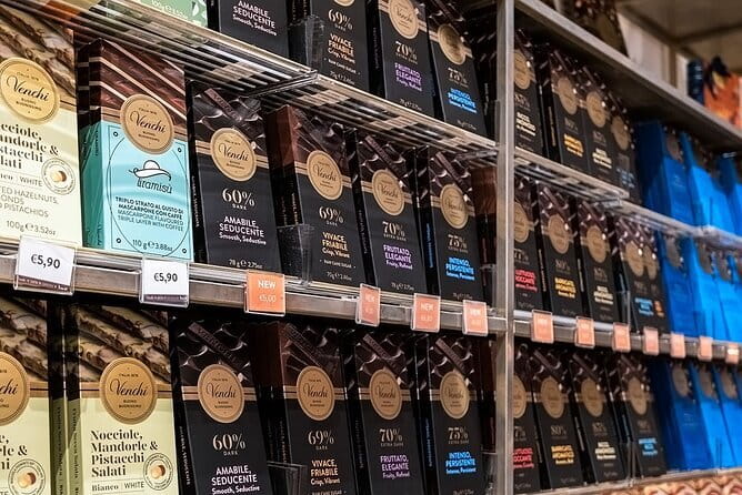 Venchi Duomo: Chocolate Tasting Experience in Florence - How the small group changes the mood