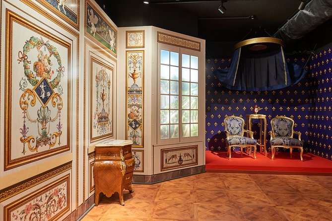 Visit of Choco-story COLMAR, the Chocolate Museum. - Chocolate recipes on the giant screen
