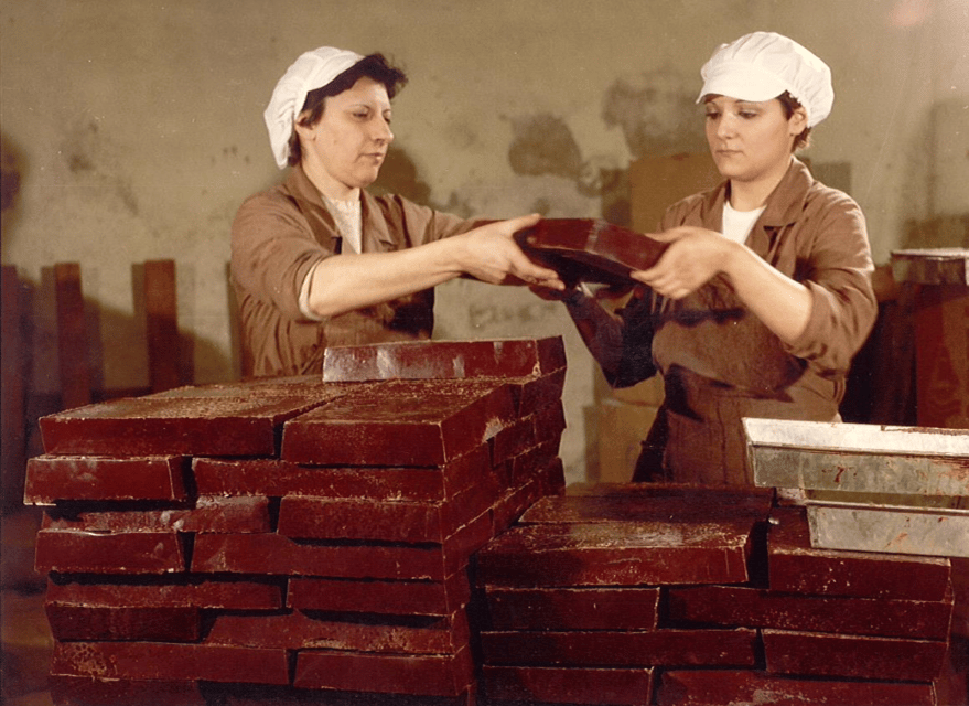 Willy Wonka in Turin - A chocolate adventure - Is $106.49 fair for two hours?