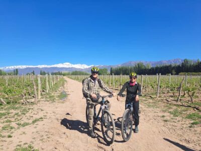 Wine and Chocolate Bike Tour: ride, taste, lunch, vineyards.