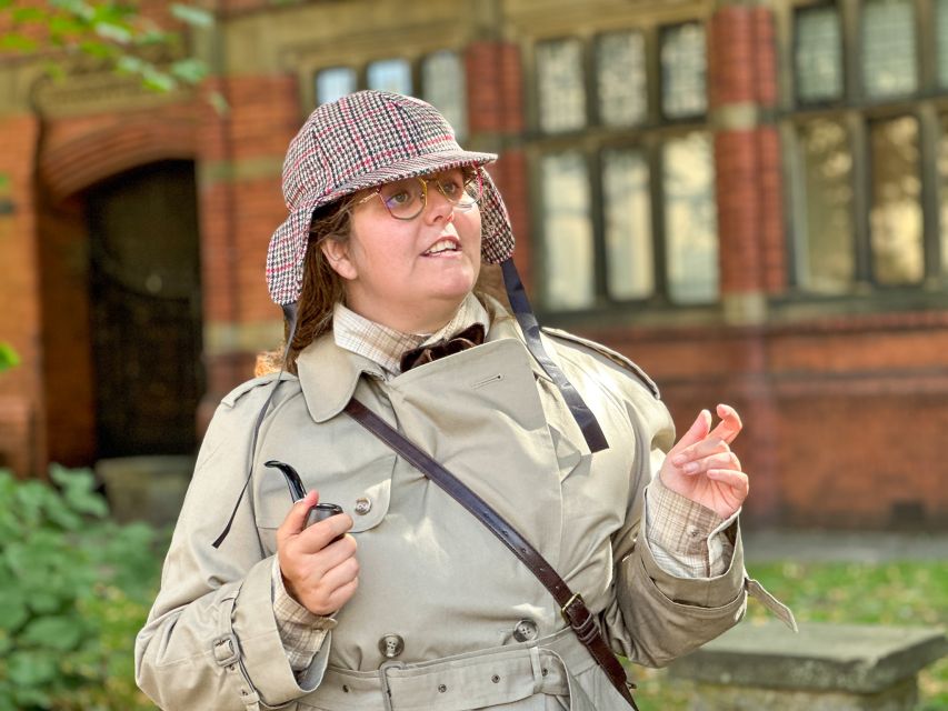 York: Historical Gems Tour & A Taste of York Chocolate - The guide makes or breaks the experience