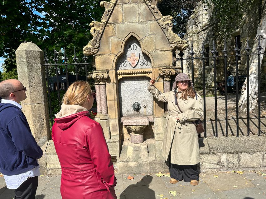 York Historical Gems Tour & A Taste of York Chocolate - Davygate, St. Helen’s Square, and Lendal Street