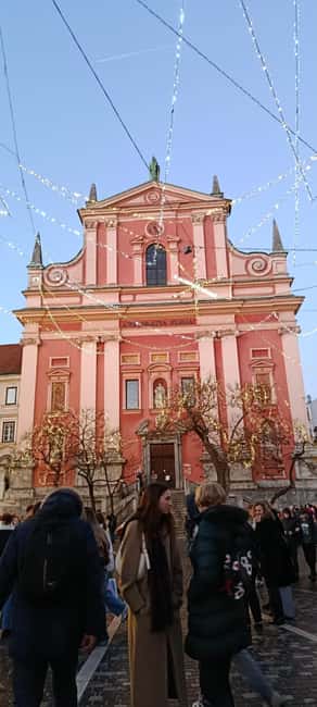 Zagreb: Lake Bled and Ljubljana Day Tour with Chocolate Gift - The chocolate gift and the small local touch