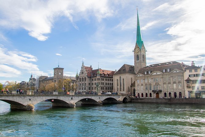 Zurich: Chocolate Tasting and Walking Tour with a Local - Is $185.56 a fair price?