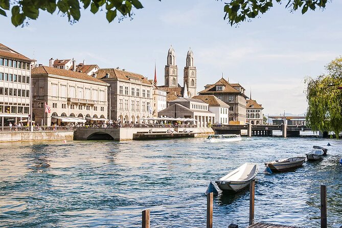 Zurich City & Lindt Home of Chocolate Last-Minute Tour - Starting at Bahnhofstrasse, Zurich’s polished front door