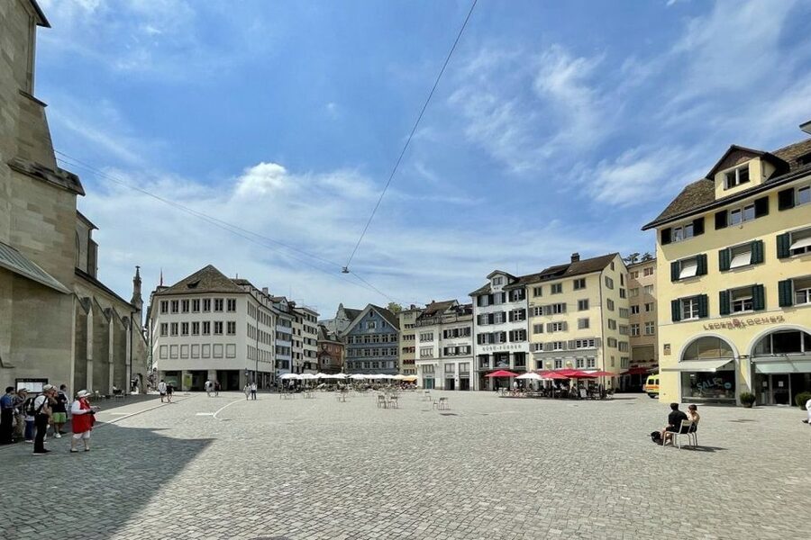 Zurich: City Tour, Cruise, and Lindt Home of Chocolate Visit - Who should book this Zurich tour?