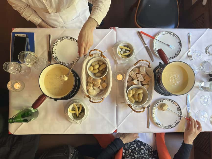 Zurich: Food Tour of 8+ Tastings with Cheeses & Chocolates - Hot chocolate in a Grand Café