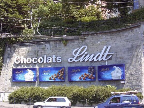 Zürich, Lindt Chocolate, Rheinfalls and Stein am Rhein - Key points to know before booking