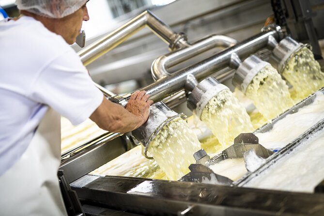 Zurich Open Top Bus, Chocolate and Cheese Factory Tour Appenzell - The pause at Zurich bus station matters