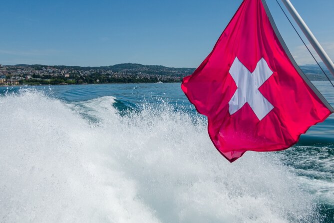 Zurich with Cruise and Lindt Home of Chocolate Private tour - A 25-minute cruise on Lake Zurich